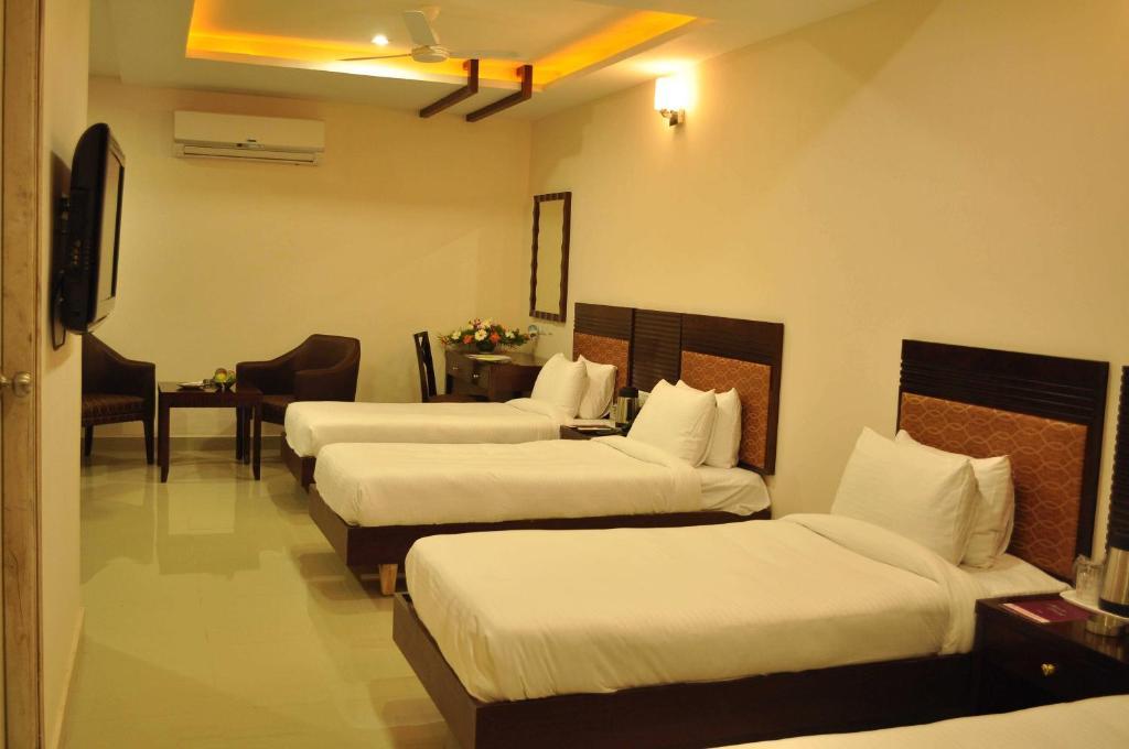 Hotel Swagath De Royal Hajdarabad Zewnętrze zdjęcie